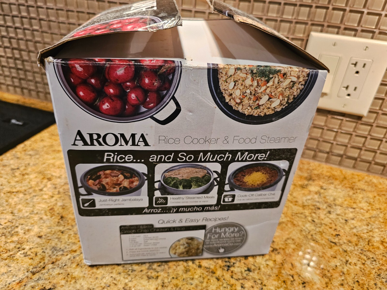 Aroma ARC-743-1NG Simultaneous Rice Cooker, Steamer, One touch cooking 6 Cup