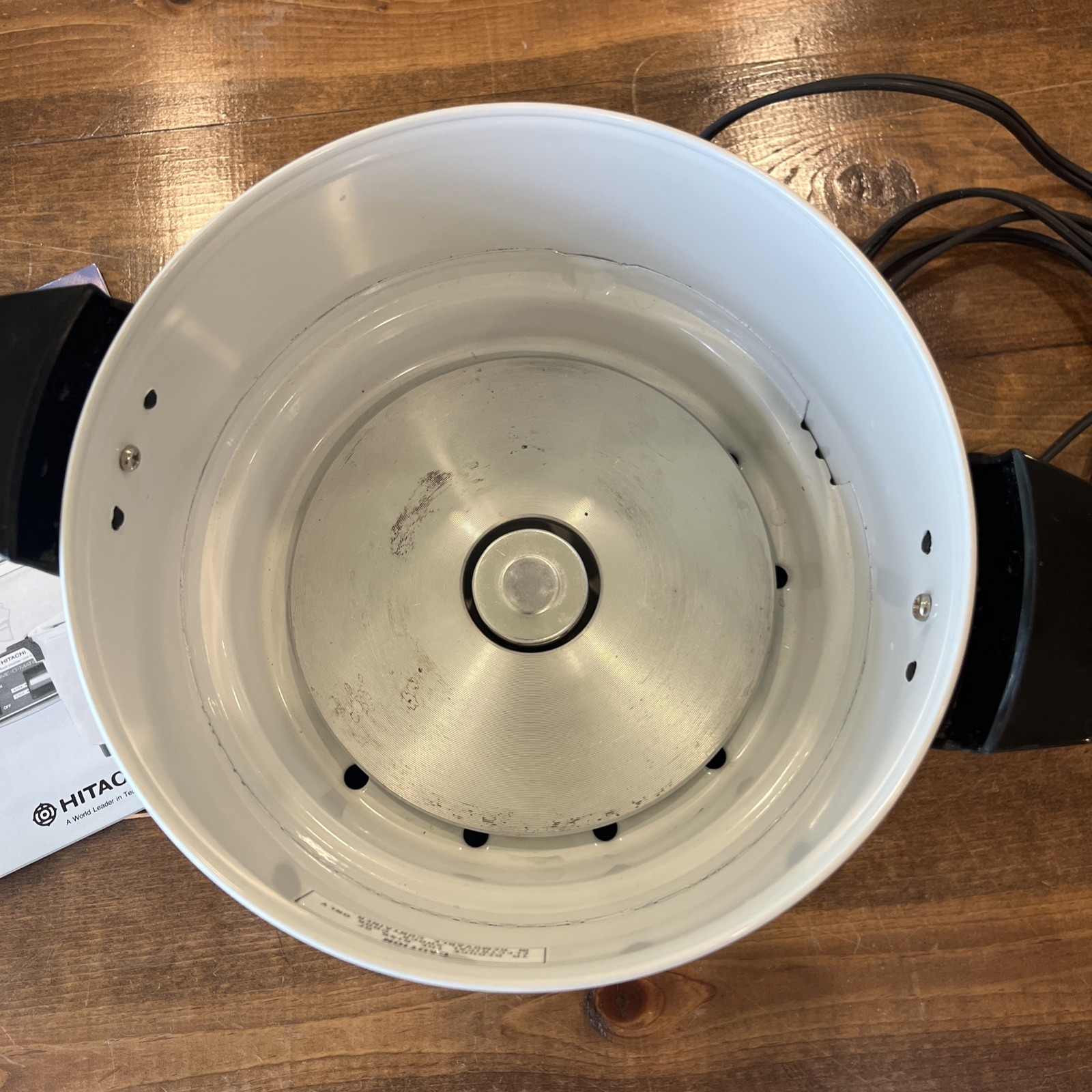 VTG Hitachi ChimeOmatic Automatic Rice Cooker Steamer 5.6 Cups Model RD-4053