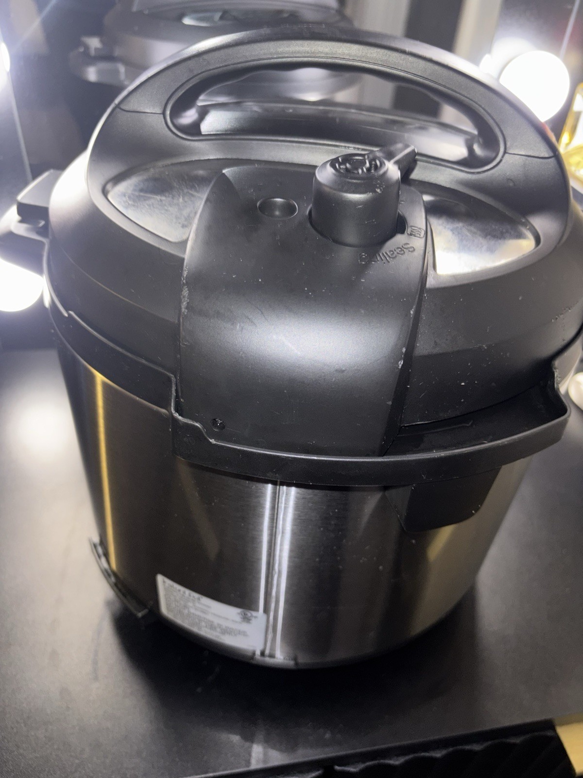 Instant Pot Duo 6-Quart 7-in-1 Electric Pressure Cooker Slow Cooker for Rice
