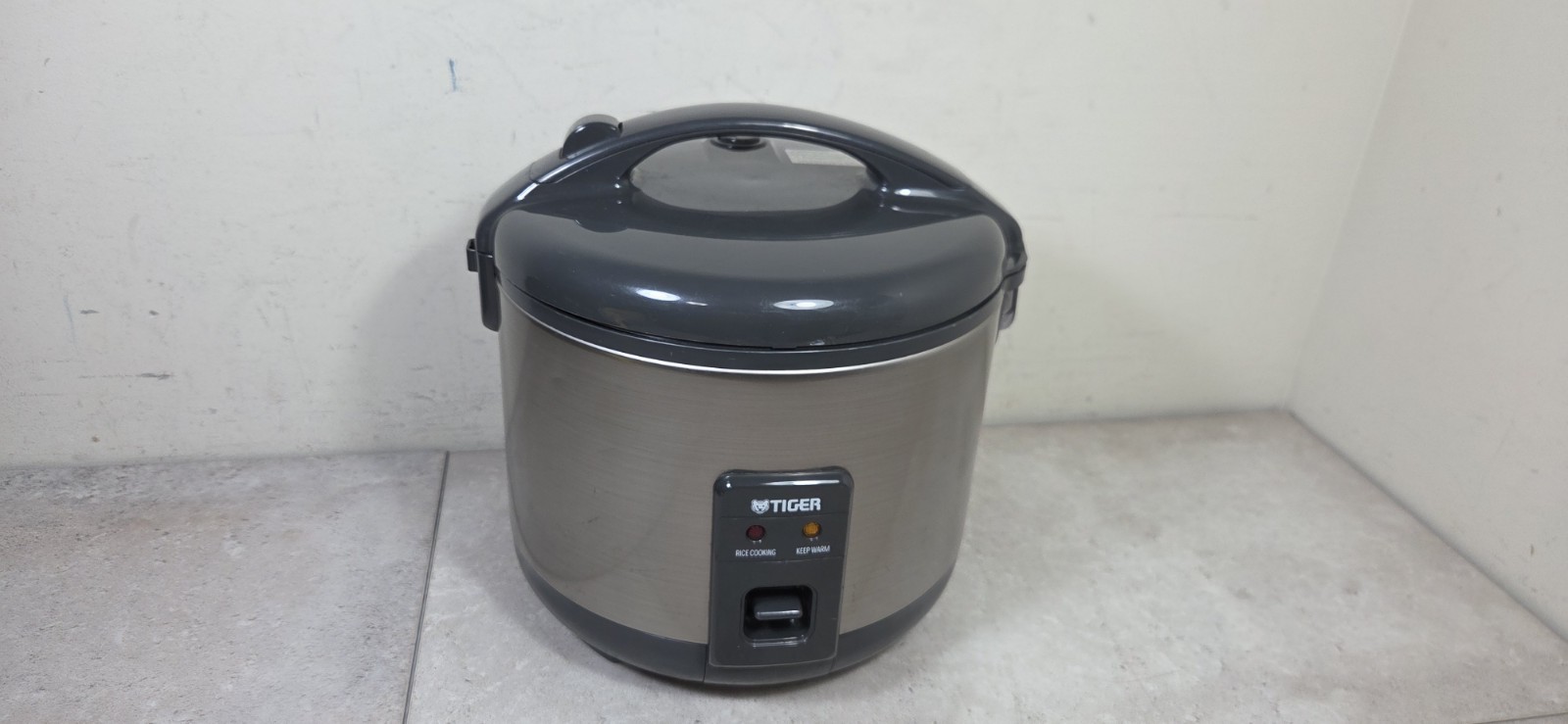 Tiger JNP-S10U Rice Cooker Warmer Made in Japan Tested Working 5.5 Cup