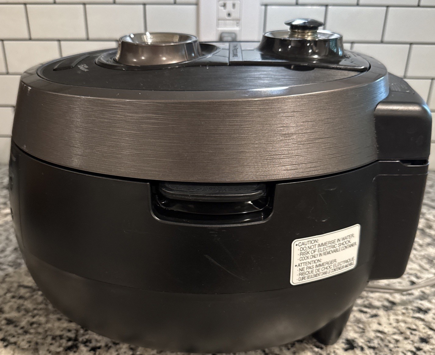 CUCKOO CRP-RT0609F 6-Cup Pressure Rice Cooker & Warmer 14 Programs Black