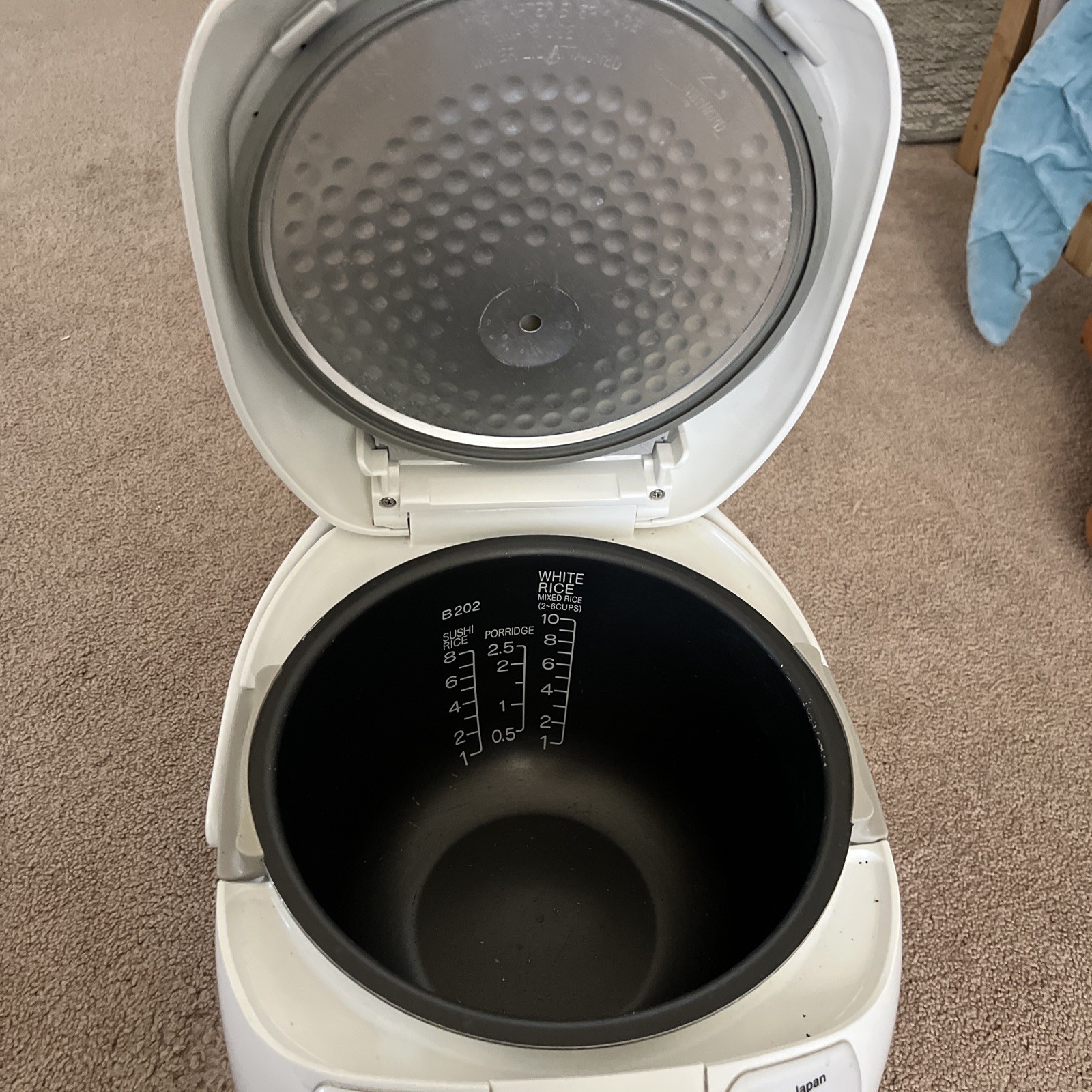 Zojirushi Neuro Fuzzy NS-ZCC10 5.5-Cup Rice Cooker & Warmer Made In Japan Tested