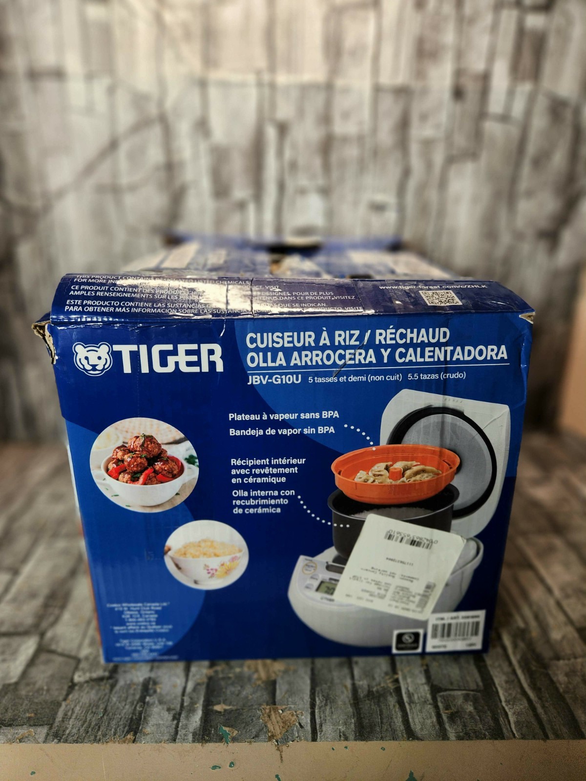 Tiger 5.5 Cup Rice Cooker Warmer with Slow Cooker Steamer Function Open Box
