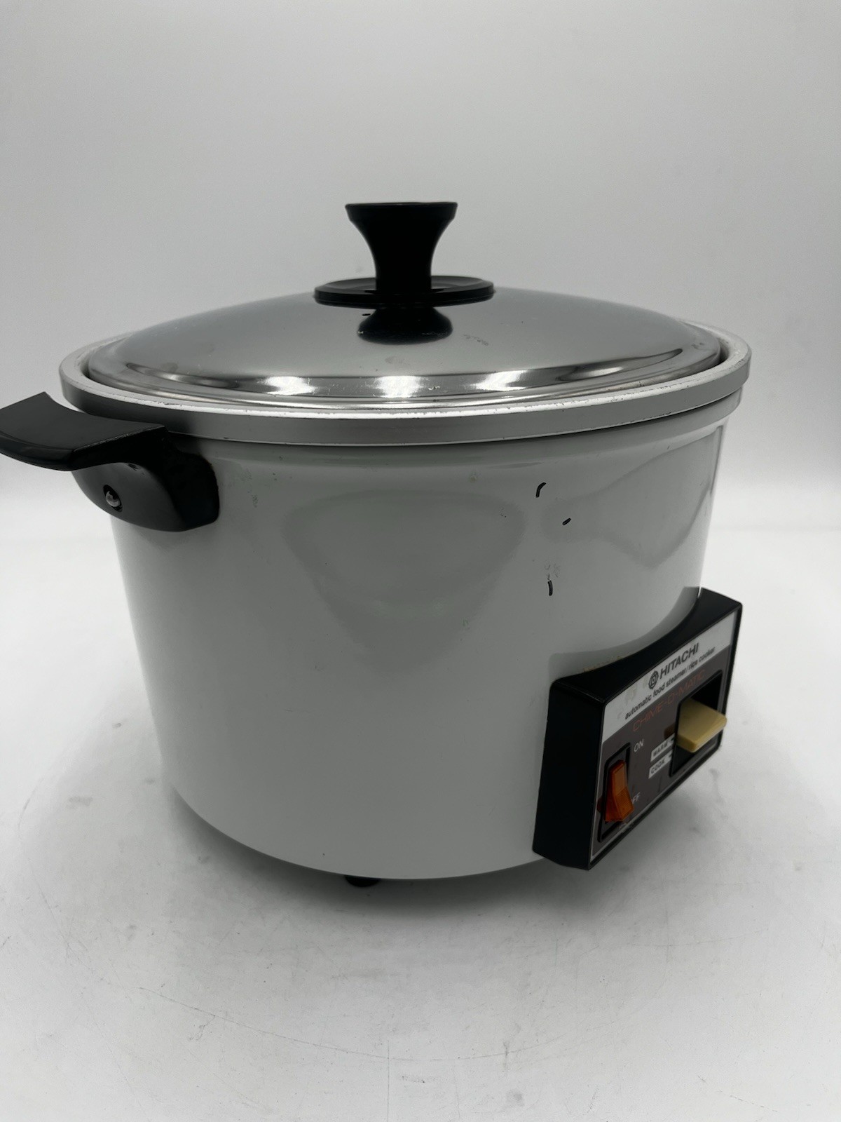 Hitachi Chime O Matic Rice Cooker Rd-5083 8.3 Cup White
