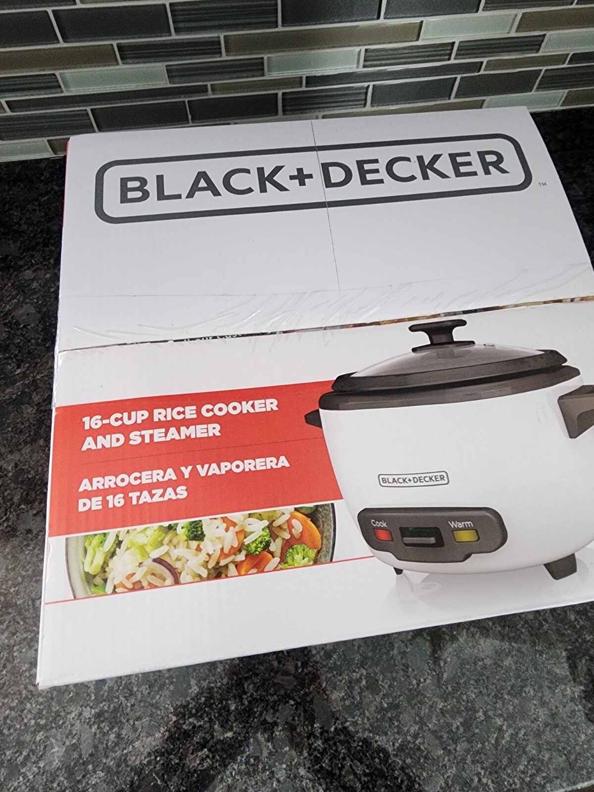 BLACK+DECKER 16-Cup Cooked/8-Cup Uncooked Rice Cooker and Food Steamer, White
