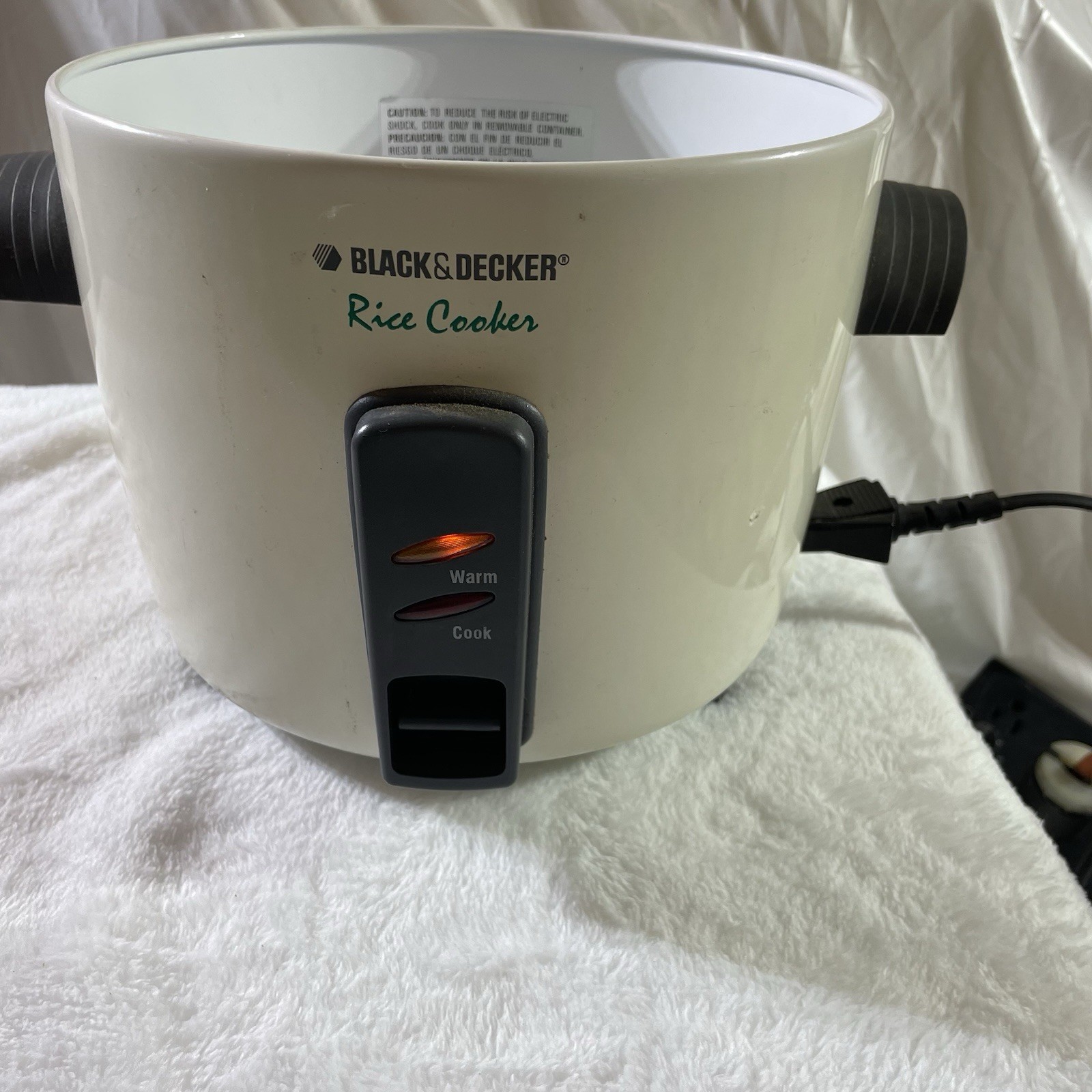 Vintage Black & Decker rice cooker white model RC-400 heats parts cord+inner pot