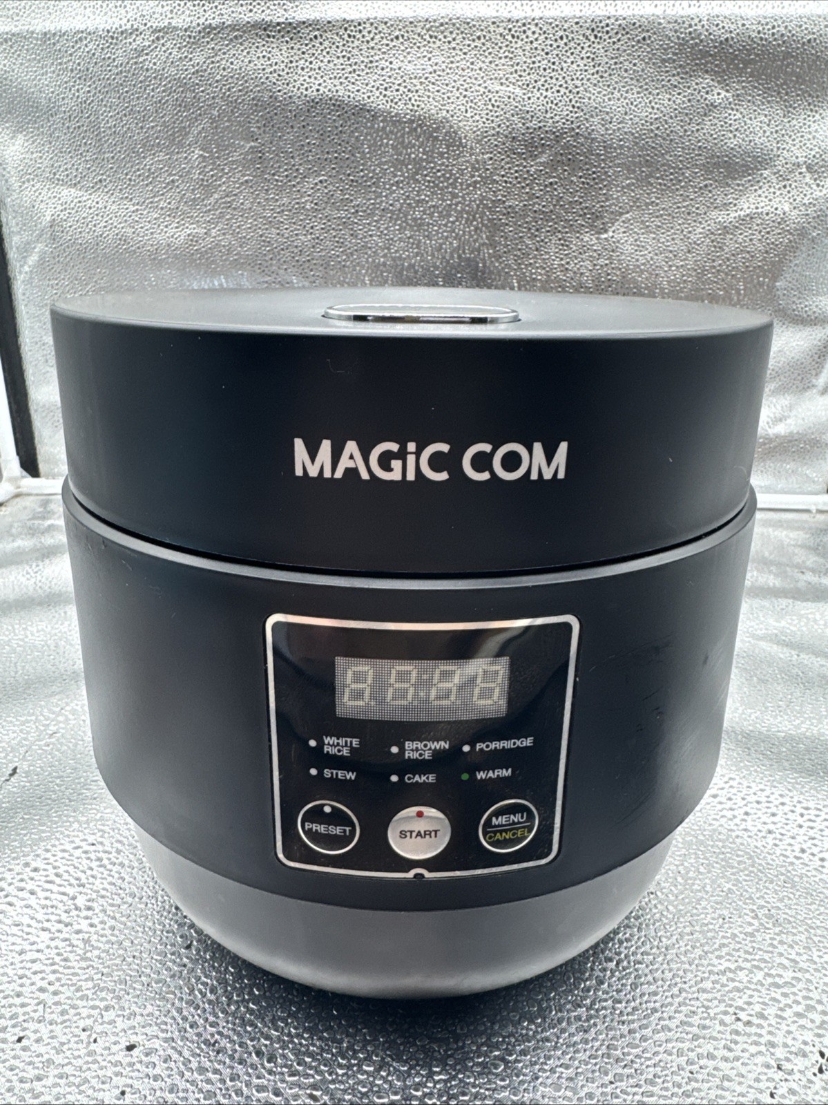 Magic COM Rice Cooker 4-8 Cup Small Rice Cooker. s5