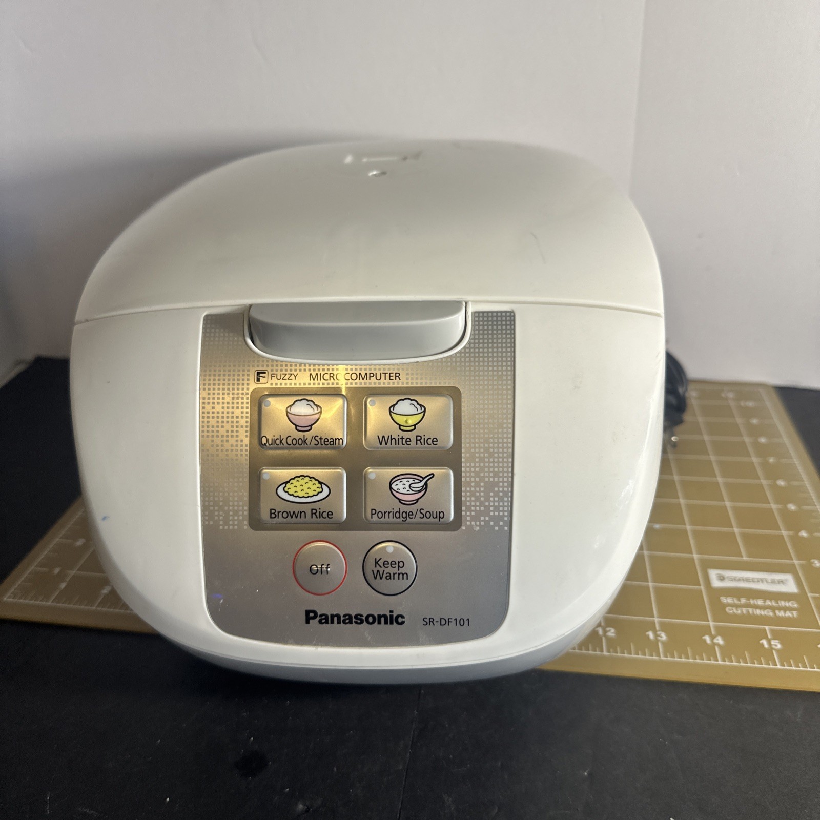 Panasonic® Sr-df101 Fuzzy Logic Rice Cooker (5-cup)
