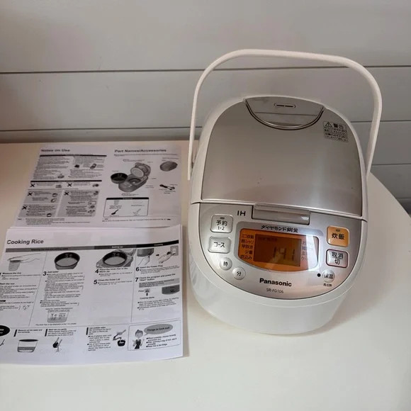 Panasonic Rice Cake Bun Soup Cooker SR-FD106 5 cup