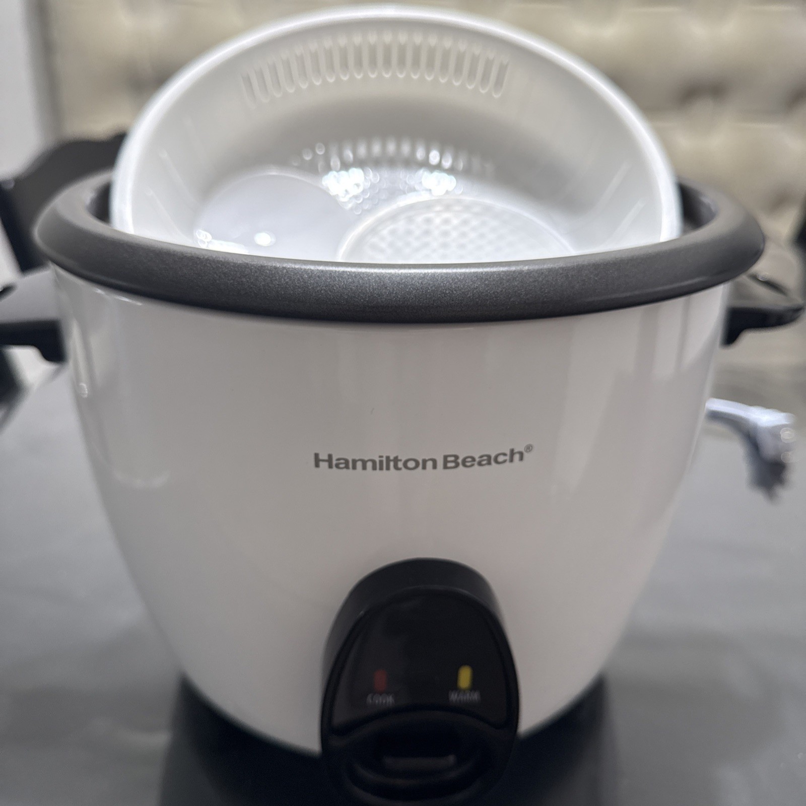 Hamilton Beach 16 Cup Rice Cooker And Food Steamer White New (but no box)